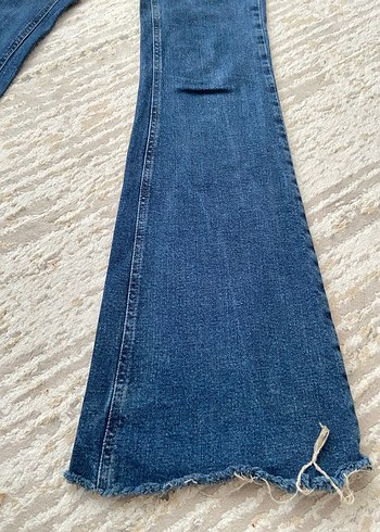 28 Beden Kadın Mavi Denim İspanyol Paça Kot Pantolon