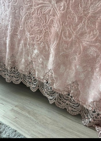 Nakışlı Pudra Pembe Yatak Örtüsü - Görsel 3