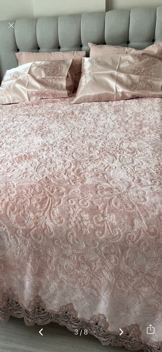 Nakışlı Pudra Pembe Yatak Örtüsü - Görsel 2