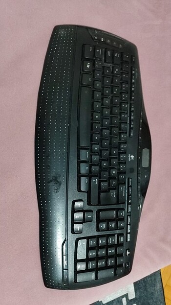 Logitech Klavye