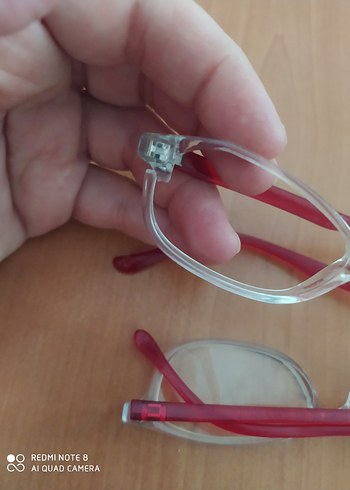 Kırmızı Parlak Kadın Gözlüğü - Görsel 3