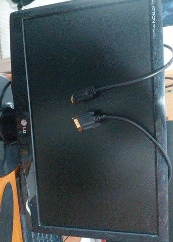 LG Marka 19inç monitör yeni monitör aldığım açın satılıktır - Görsel 5