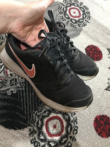 Nike spor ayakkabı