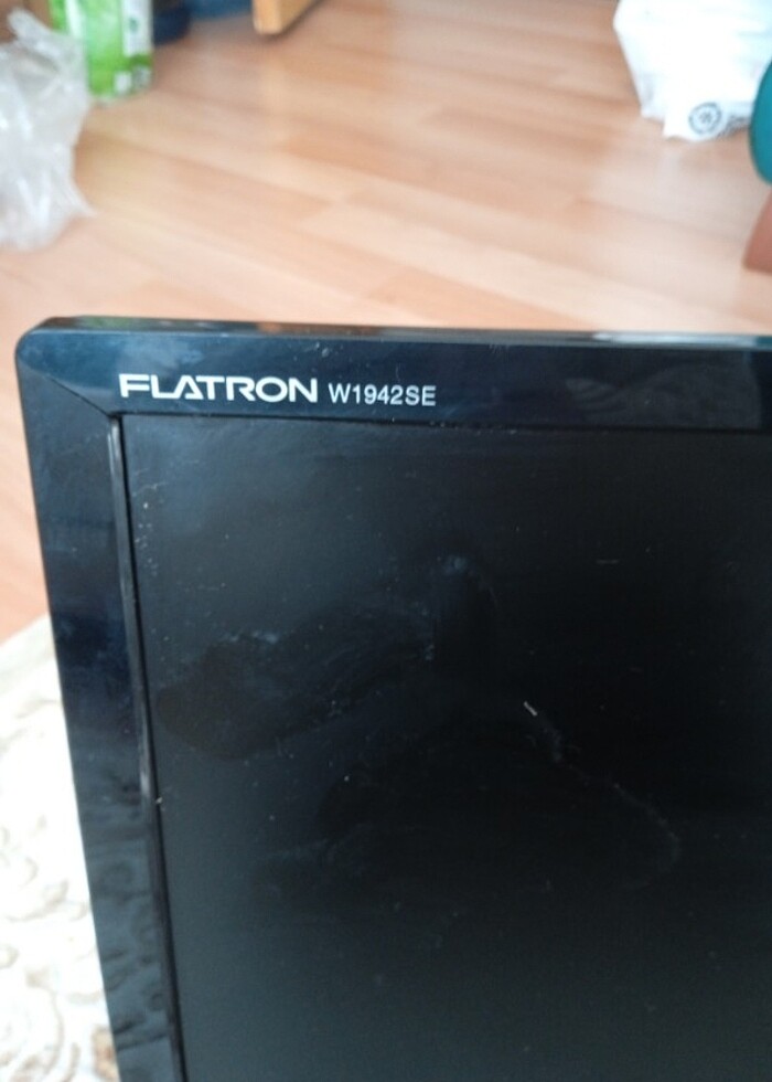 LG 19 İnç Monitör - Görsel 2