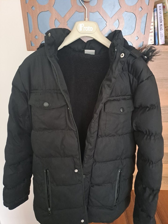 Siyah Erkek Çocuk Midi Boy Kürklü Mont - Görsel 2