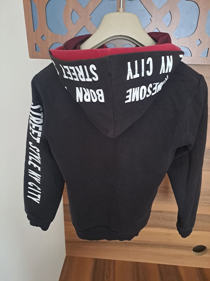 Siyah Kapüşonlu Erkek Çocuk Sweatshirt - Görsel 4