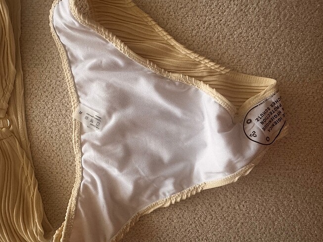 m Beden Tereyağı rengi bikini takımk