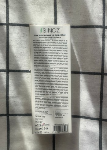 Beden SİNOZ Pembe Tonlu Güneş Kremi SPF 50