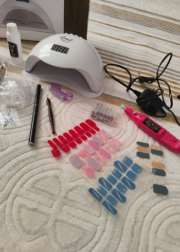 Beyaz LED Tırnak Kurutucu ve Manikür Seti - Görsel 2