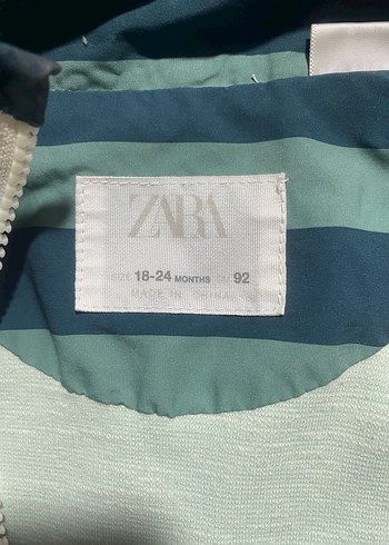 Erkek Çocuk Mavi Çizgili Kapüşonlu Mont - Görsel 2