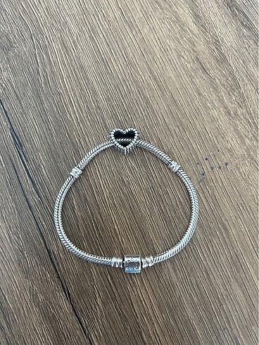 Pandora