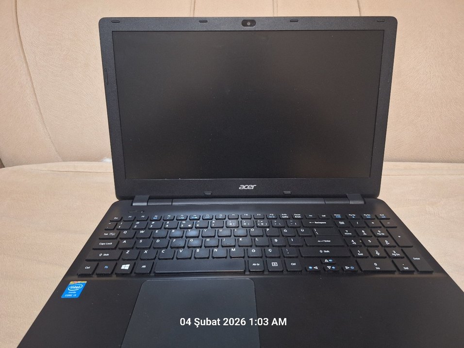 Siyah Acer Dizüstü Bilgisayar - Görsel 2