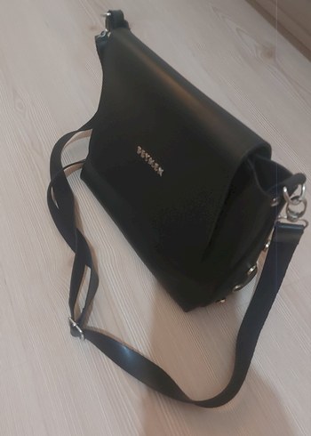 Beymen Siyah Deri Tokalı Kadın Çanta - Görsel 2