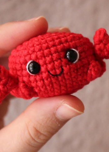 amigurumi Kırmızı Yengeç Anahtarlık