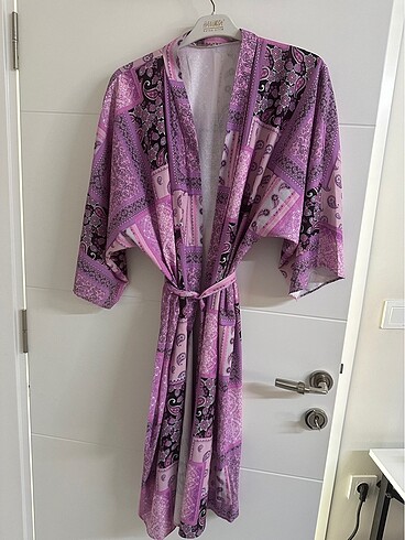 m Beden Kimono