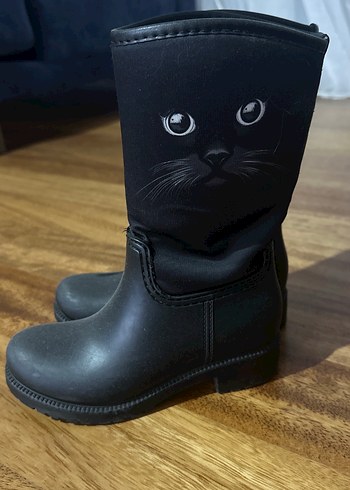 Kız Çocuk Siyah Kürklü Rubber Bot