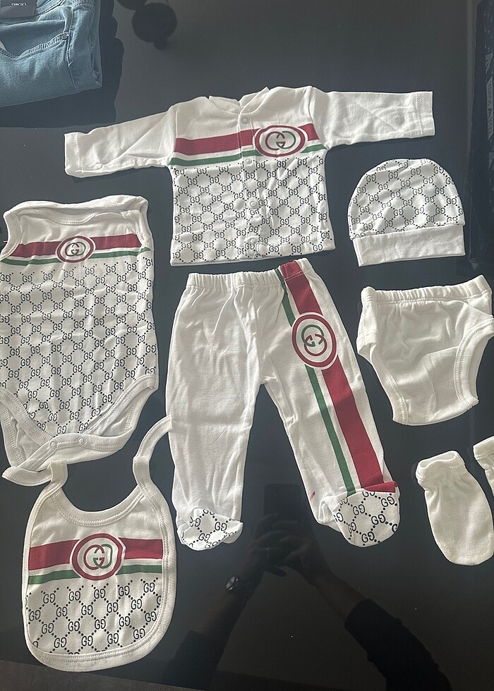 Gucci desen bebek yenidoğan takım set - Görsel 3