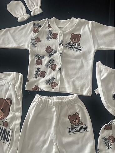 Moshino desen yenidoğan set - Görsel 3