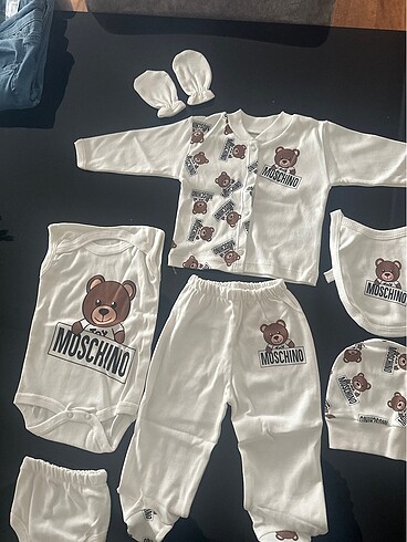 Moshino desen yenidoğan set - Görsel 2