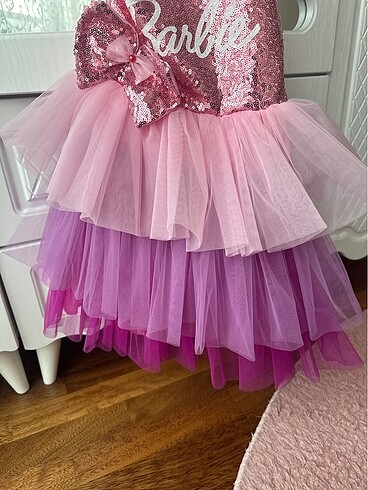 7 Yaş Beden Barbie elbise