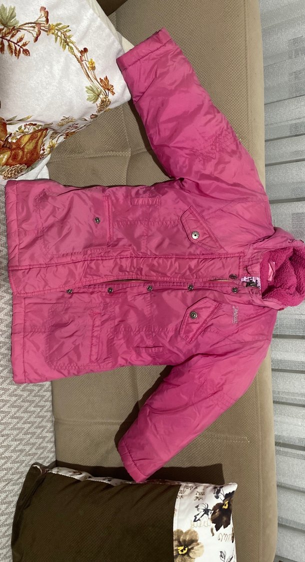 Kız Çocuk Parlak Pembe Düğmeli Mont - Görsel 2