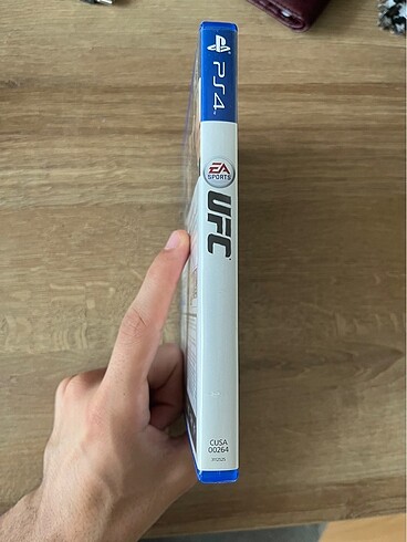 Beden PS4 UFC