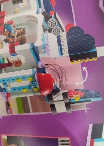 LEGO Friends Sinema Seti 41448 - Görsel 3