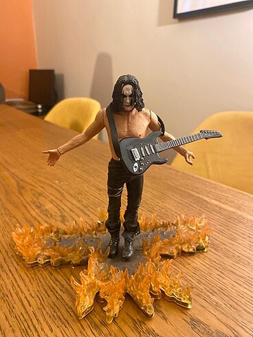 Neca Marka - The Crow Figur