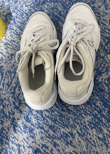 Beyaz Bağcıklı Kadın Spor Ayakkabı - Görsel 4