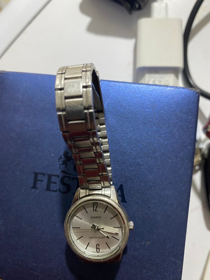 Gri Minimalist Erkek Saat - Görsel 4