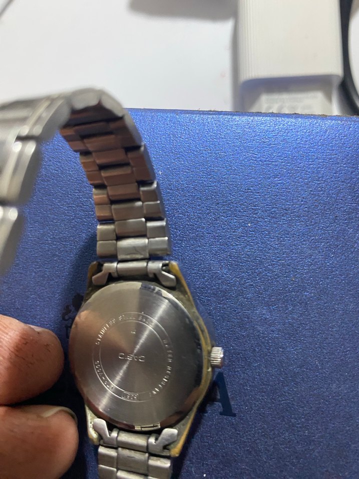 Gri Minimalist Erkek Saat - Görsel 3