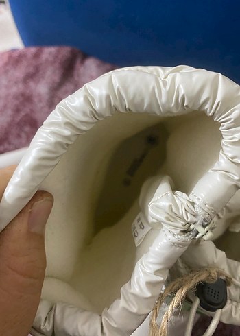 Beyaz Kadın Dolgu Topuklu Bot - Görsel 3