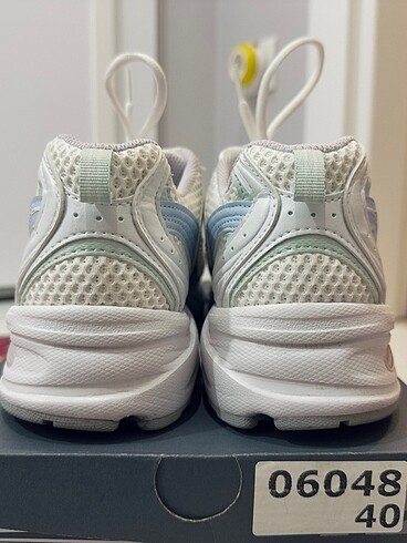 40 Beden beyaz Renk New Balance 530 Beyaz Kadın Sneaker