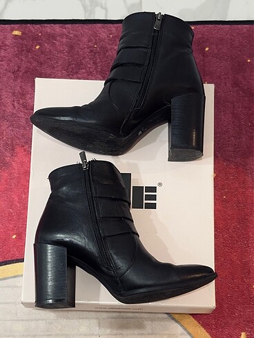 Elle Elle 0 Deri Siyah Kadın Topuklu Bot