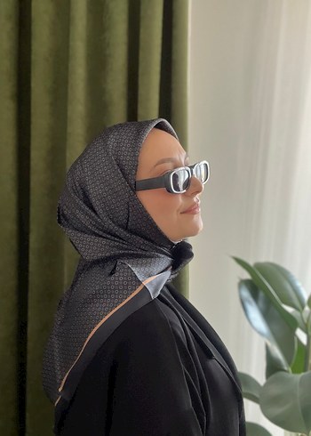 Diğer Picasso kristal eşarp