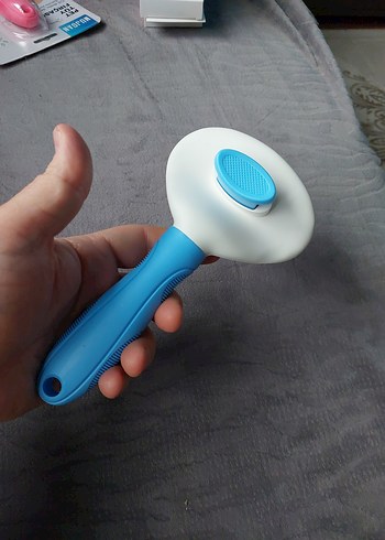 Mavi Renkli Otomatik Temizlenen Kedi Tüy Fırçası - Görsel 8