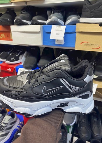 Nike Siyah Spor Kadın Sneakers - Görsel 3