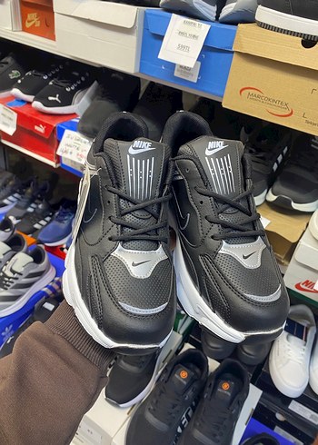 Nike Siyah Spor Kadın Sneakers - Görsel 2