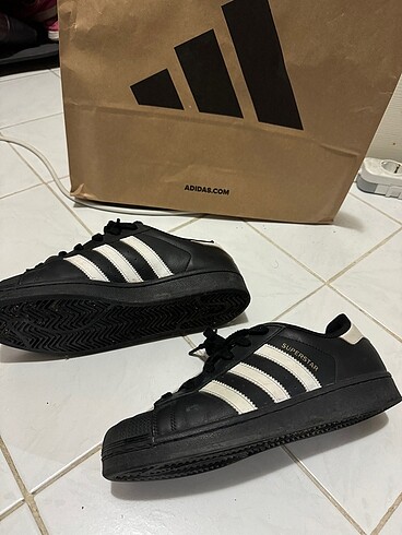 40,5 Beden siyah Renk Adidas spor ayakkabı
