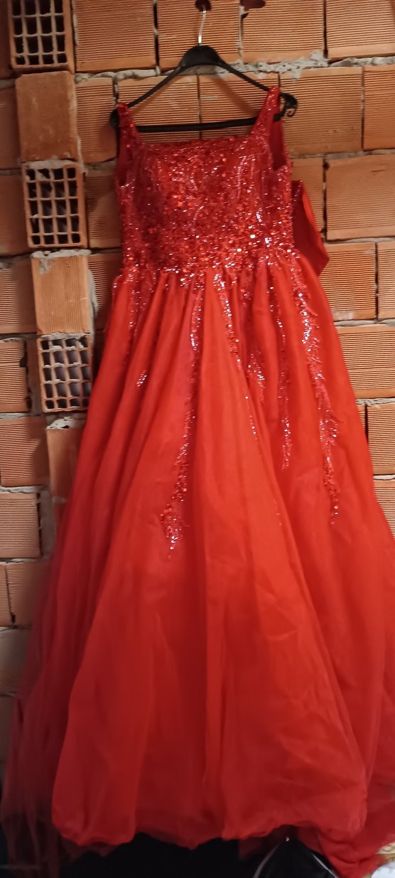 Kırmızı Straplez Fırfırlı Uzun Kadın Abiye - Görsel 3