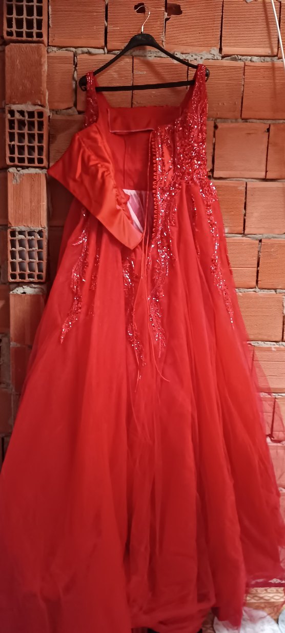 Kırmızı Straplez Fırfırlı Uzun Kadın Abiye - Görsel 4