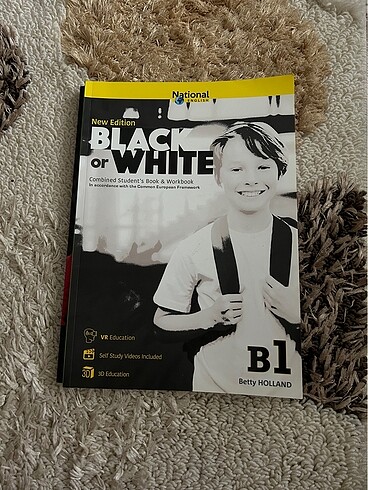 b1 black or white supplrmentary pack grammer and vocabulary/stud