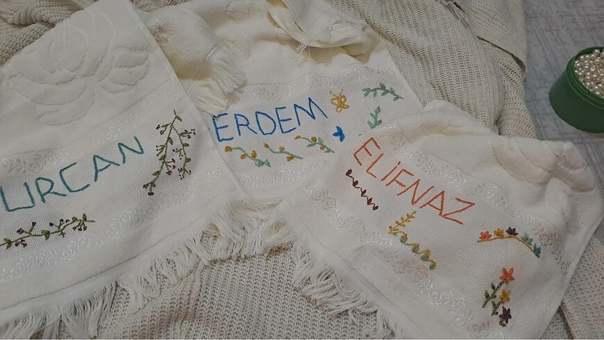  Beden beyaz Renk İsimli havlu