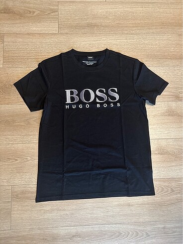 Hugo Boss Tişört