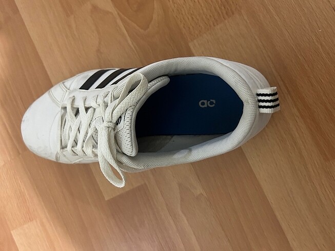 Adidas Adidas marka ayakkabı