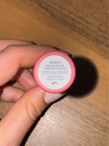 Rare Rare Beauty Lip Oil Wonder