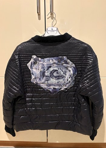 Düğmeli Siyah Kadın Arkası Desenli Ceket - Görsel 3