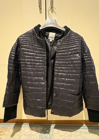 Düğmeli Siyah Kadın Arkası Desenli Ceket - Görsel 2