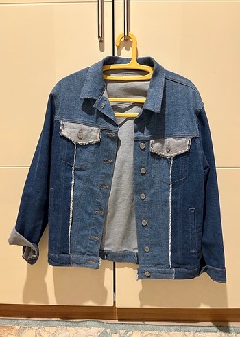 Düğmeli Bol Kesim Kadın Mavi Denim Ceket - Görsel 2