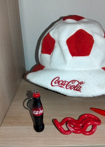 Diğer Renkli Coca-Cola Temalı Erkek Şapka anahtarlık kalem tangle lot